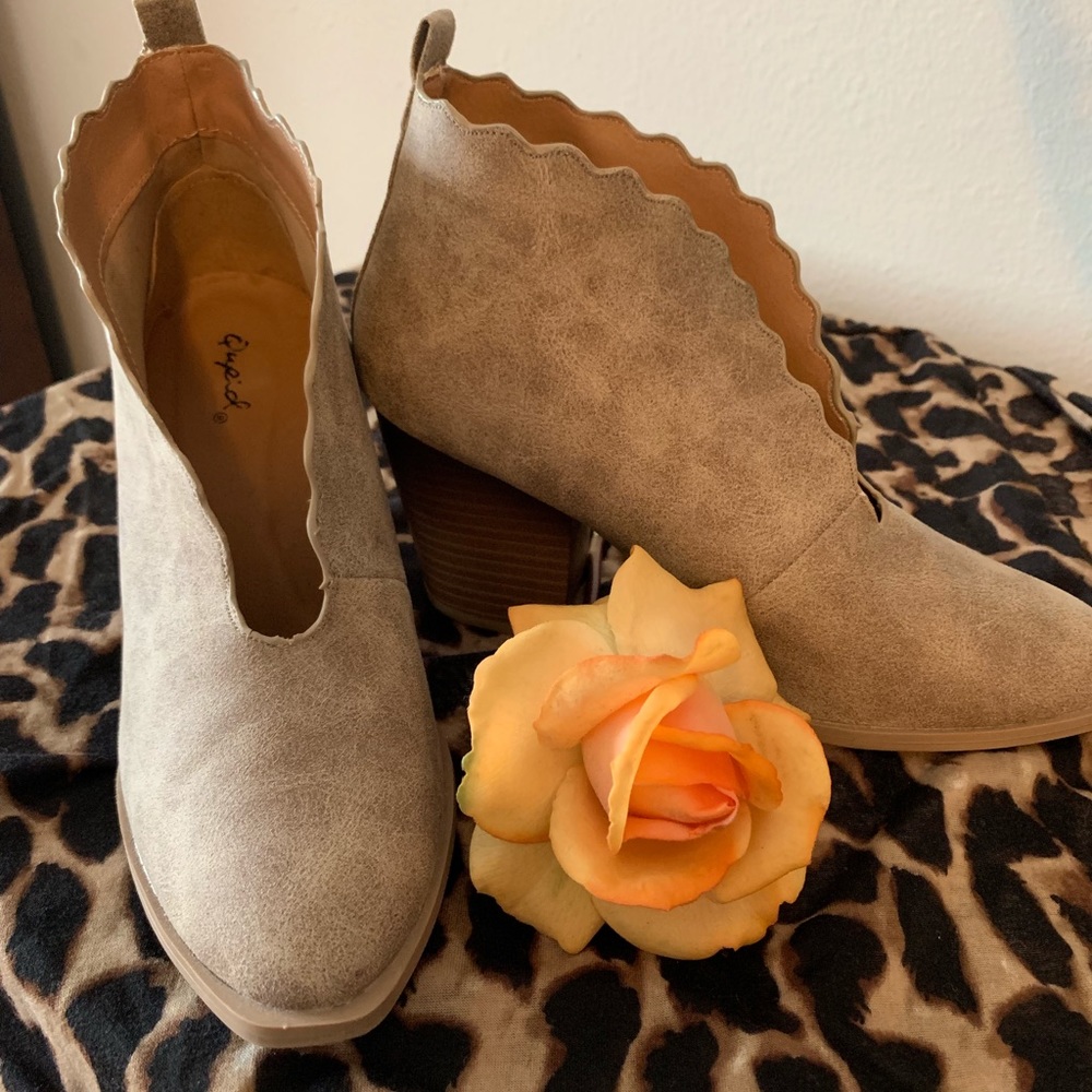 Suede Taupe Boots